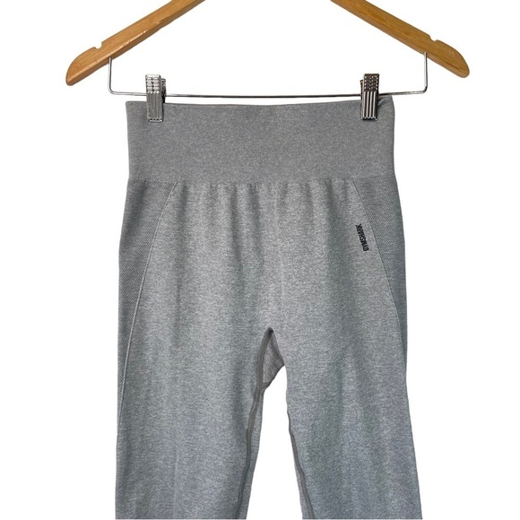 Gymshark Women’s Vital Seamless Grey Athletic Activewear Gym Leggings Large - Picture 3 of 11